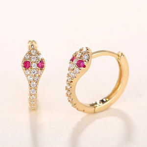 Pendientes de aro con forma de serpiente en oro E4153 con rubí y diamantes engastados en forma de garra, joyería clásica de moda para fiestas para mujer - Product Image 4