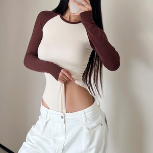 Mono de forro polar cepillado de manga raglán estilo casual sexy para otoño, camiseta de manga larga ajustada para mujer - Product Image 3