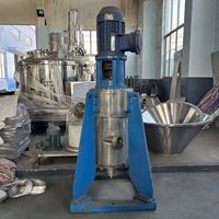 Extracteur centrifuge en acier inoxydable pour la régénération d'huiles lubrifiantes par distillation sous vide et l'extraction de solvants NMP