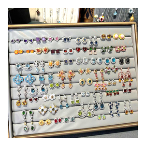 <span class=keywords><strong>Jolleria</strong></span> de plata 925 Bling 925 pendiente de moissanita de plata para niñas aretes joyería fina plata 925 pendientes al por mayor a granel - Product Image 1