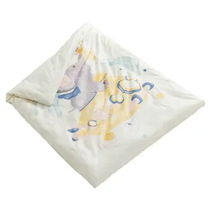 High Quality New Detachable Machine Washable Quilted Baby Quilt Blanket for 0-6 Years Old Applicable to All Seasons