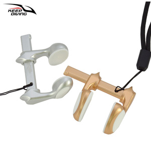 อุปกรณ์ฝึกว่ายน้ำแบบนุ่ม ทำจากอลูมิเนียมและซิลิโคน ยี่ห้อ Keep Diving Nose Clip - Product Image 3