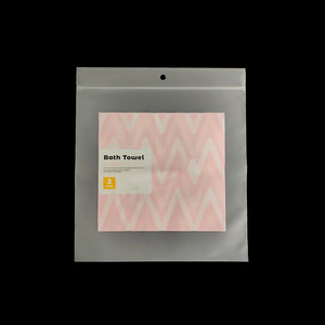 Logo tùy chỉnh có thể tái sử dụng màu hồng mờ Túi <span class=keywords><strong>Ziplock</strong></span> trong suốt với lỗ treo trên cùng - Product Image 3