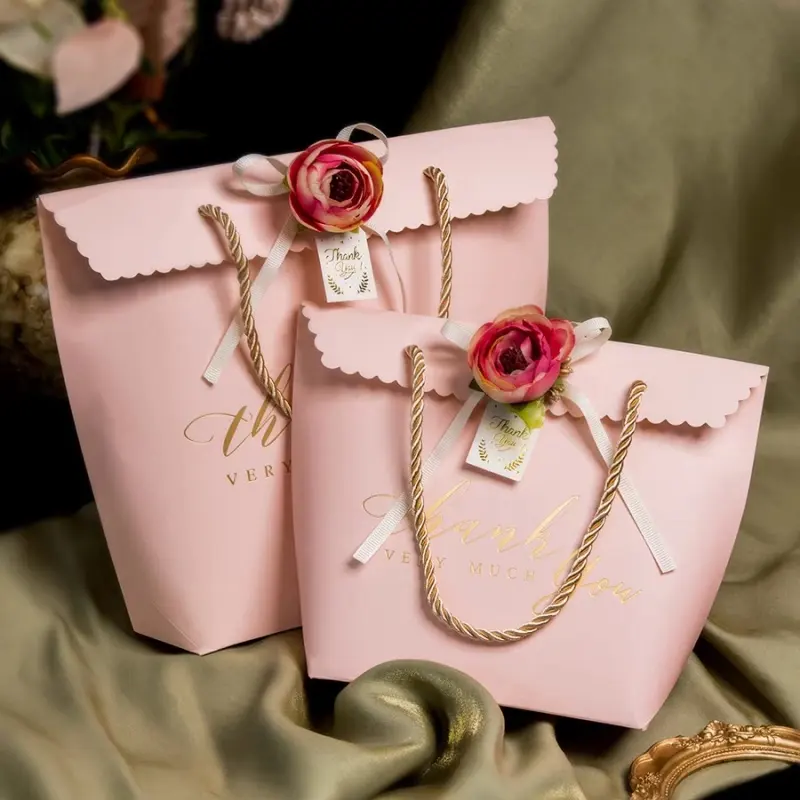 Benutzer definierte Druck rosa Geschenk box Papier präsentiert Tasche Candy Boxen Dekor Tasche Pappkartons mit Griff Hochzeits bevorzugungen Party