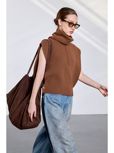<span class=keywords><strong>Gilet</strong></span> en laine pure vintage 100 % anti-plis à col roulé, tricoté épais, pour femme, coupe <span class=keywords><strong>oversize</strong></span>, côtelé, avec quart de zip, sans manches, fentes latérales et boutons - Product Image 2