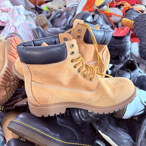 Chaussures d'occasion en cuir véritable de marque Chaussures ukay d'occasion pour hommes ou femmes Vente en gros Chaussures de créateur d'occasion Bottes Martin - Product Image 6