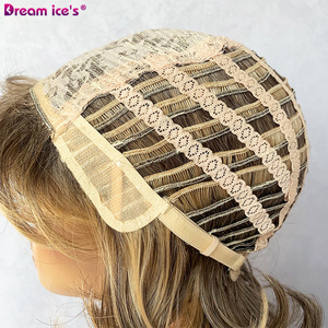 <span class=keywords><strong>Parrucca</strong></span> Sintetica Dream.Ice <span class=keywords><strong>Corta</strong></span> e Liscia a Bob, Stratificata, Colore Biondo-Marrone, per Uso Quotidiano, Resistente al Calore, Morbida e Senza Grovigli, per Donne - Product Image 6