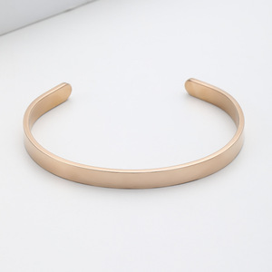 Ywyougang ステンレス製カスタムカーブブランクトレンディユニセックスバングルブレスレットシルバーメッキ記念日ジュエリー - Product Image 3