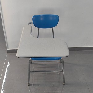 Ensemble chaise et bureau d'étudiant, plateau en plastique bleu, structure métallique, panier en fil métallique, mobilier scolaire, design minimaliste, durable, 85x51.2x75 - Product Image 1