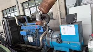 Thứ Hai Tay Máy Phát Điện Diesel 50-1000kva Tiêu Thụ Nhiên Liệu Thấp Cổ Phiếu Sẵn Sàng Cho Châu Phi/Châu Á Tùy Chọn ATS Im Lặng Loại Mở Khung - Product Image 5