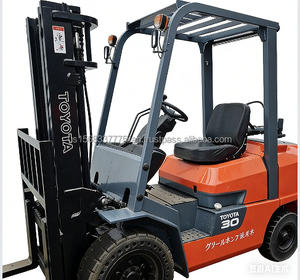 รถยกโตโยต้าญี่ปุ่นมือสอง ใช้แก๊ส LPG 3 ตัน ยกสูง 3 เมตร - Product Image 1