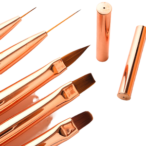 Juego de 5 pinceles para salón de uñas: planos, delineadores, filbert, lengua de gato, para pintura de gel acrílico UV, construcción de uñas y arte de uñas. - Product Image 1