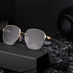 Gafas de sol con montura cuadrada de estilo europeo americano, hechas a medida, para hombre, protección Uv400, lentes de PC, montura negra, estilo Instagram - Product Image 2