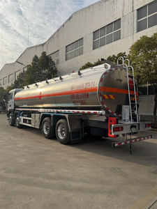 <span class=keywords><strong>Camion</strong></span>-<span class=keywords><strong>citerne</strong></span> Sinotruk Sitrak 8x4 350HP avec moteur WeiChai, réservoir <span class=keywords><strong>de</strong></span> carburant en aluminium, transport <span class=keywords><strong>de</strong></span> diesel et d'essence, <span class=keywords><strong>camion</strong></span>-<span class=keywords><strong>citerne</strong></span> personnalisé - Product Image 2