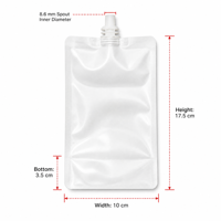 Pochette souple blanche de 250 ml avec bec verseur, personnalisable avec logo, de qualité alimentaire, écologique, pour l'emballage de jus, boissons et liquides.
