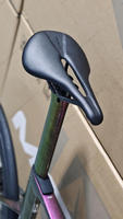 Vélo de course MCELO Aero T800 en carbone Di2 avec changement de vitesse électronique 24 vitesses, guidon intégré, frein à disque hydraulique ergonomique