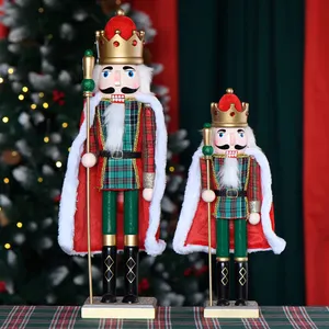 Factory Wholesale High Quality King Cape Style 38cm/50cm Wooden Xmas Nutcracker