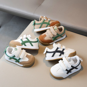 Gump รองเท้าลำลองสำหรับเด็กผู้ชายเด็กผู้หญิง, รองเท้าลำลองพื้นนิ่มกันลื่นสำหรับฤดูใบไม้ร่วง - Product Image 2