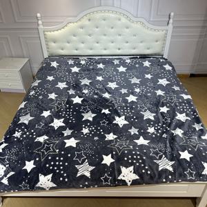 Couverture en flanelle gris foncé, couvre-lit en fourrure douce avec couverture d'animation d'étoile imprimée pour un usage domestique sur un <span class=keywords><strong>canapé</strong></span> ou un <span class=keywords><strong>canapé</strong></span> - Product Image 3