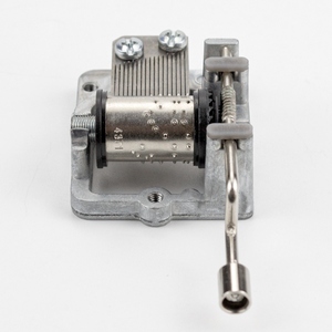 18 Note Popular Musical Movement Custom Tune Hand Crank <strong>Music</strong> <strong>Box</strong>