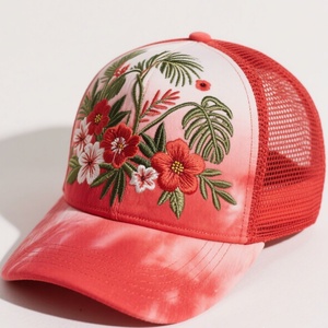 Gorra de Béisbol Personalizada de Algodón Grueso Cepillado con Estampado Tie-Dye Rojo, Diseño Festivo con Bordado de Árbol de 6 Paneles, Logotipo Deportivo Personalizado de 5 Paneles - Product Image 5