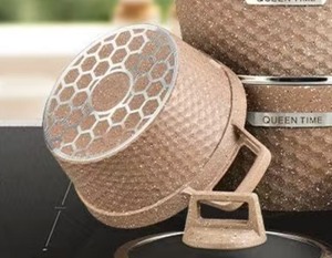 Ensemble de 10 casseroles et poêles <span class=keywords><strong>en</strong></span> granit à double paroi, design golf, avec poignées plaquées or pour une conservation optimale des aliments - Product Image 3
