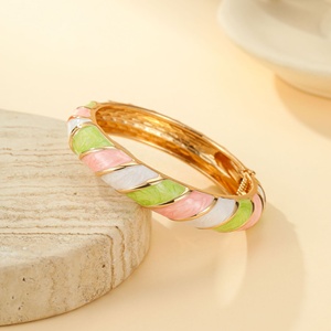 Bracelet double pièce en alliage sergé, incrusté de diamants, émaillé coloré, inaltérable, style rétro et tendance - Product Image 5
