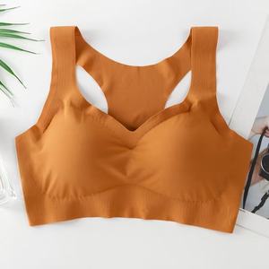 シームレスピンクシルクフィットネスブラトップ成熟した女性用毎日スタイルワイヤーフリースポーツカップコットンパジャマセクシー - Product Image 3