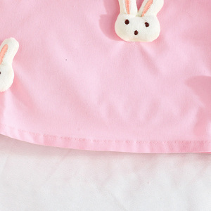 ชุดเซ็ตสองชิ้นน่ารักหรูหราสำหรับเด็กผู้หญิง เสื้อตุ๊กตากระต่ายลายทางปกเสื้อ และกระโปรงสั้นลำลอง เสื้อผ้าเด็ก - Product Image 5