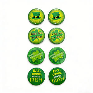 Juego de 8 Botones con Diseño del Dí<span class=keywords><strong>a</strong></span> de San Patricio, con Frases 'Kiss Me I'm Irish' y 'Eat, Drink, Be Irish', para Desfiles y Fiestas - Product Image 1