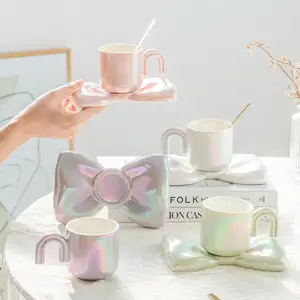 Perle galvanisée lustre arc tasse à café soucoupe ensemble en gros personnalisé cadeau en céramique tasse couple eau thé tasse tasses