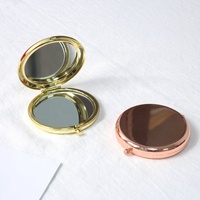 Logo personnalisé gravé au laser plaqué or double face miroir de poche en métal éclairé LED loupe mini miroir de maquillage boîte emballée