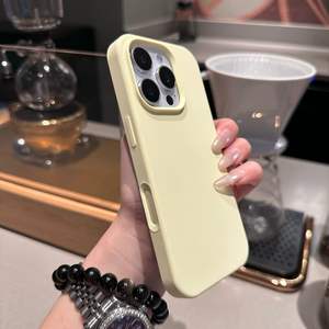 Coque en silicone liquide de couleur unie pour iPhone 17 Pro Max avec boutons intégrés et grandes ouvertures, antichoc - Product Image 6