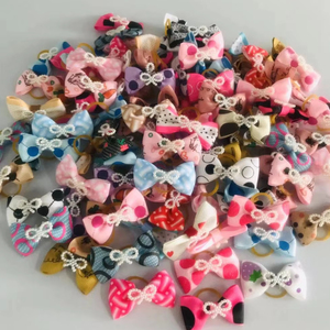 Pince à cheveux à nœud simple pour animaux de compagnie accessoire fournitures pour chiens épingle à cheveux super mignon tête fleur <span class=keywords><strong>chien</strong></span> couvre-chef cravate à cheveux en peluche - Product Image 2