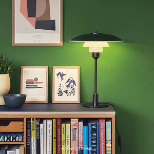Lampe de table LED E27 avec interrupteur, protection des yeux, pour chambre et salon, fabriquée par l'usine d'éclairage Guyue de la ville de Zhongshan - Product Image 3