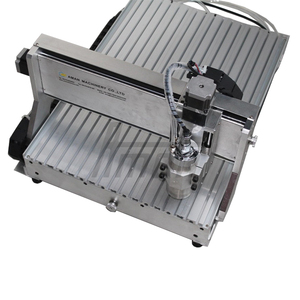 Máquina de grabado y fresado CNC de 800W, 4 ejes, compatible con USB Mach3, motor refrigerado por agua, dimensiones 810x640x480mm, fácil de usar - Product Image 2