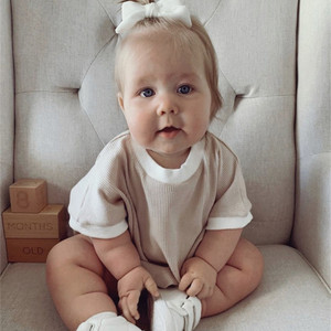 Nuevo Estilo de Ropa para Bebés Recién Nacidos, Mono de Bebé Tipo Waffle, MOQ Bajo, Manga Corta, Ropa Usada para Bebés - Product Image 4