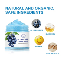 Gommage Visage Bio Exfoliant, Blanchissant et Hydratant à la Vitamine C, au Beurre de Karité et au Niacinamide, Formule Crème pour Tous Types de Peau