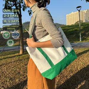 Services de personnalisation, sacs fourre-tout en toile de coton de haute qualité, réutilisables, de taille moyenne, avec poche latérale, longue impression - Product Image 1