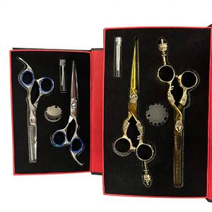 IMANS ENTERPRISES Kit de ciseaux de coiffure professionnels de haute qualité en acier inoxydable pour hommes et femmes, ensemble de barbier, logo personnalisé OEM/ODM - Product Image 1