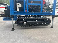Nouvelle condition 150m Max profondeur chenille puits d'eau plate-forme de forage petites roues 100-350mm diamètre pompe équipée moteur moteur engrenage