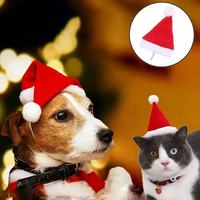 Chapeau de Noël ajustable pour animaux de compagnie avec sangle élastique sous le menton, chapeau de Noël classique en peluche rouge pour chiens et chats de petite et moyenne taille