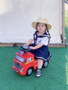 2025 детская игрушечная пожарная машина, пластиковая машина для езды по полу с рупором под сиденьем для малышей, От 1 до 3 лет - Product Image 3