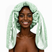 Bonnet de nuit en peluche pour femme avec oreilles de lapin, doublure en satin lisse réglable, couverture intégrale des oreilles, idéal pour le sommeil, toutes saisons