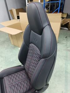 YLC <span class=keywords><strong>Coprisedili</strong></span> su Misura per <span class=keywords><strong>Audi</strong></span> A4 A6 <span class=keywords><strong>A3</strong></span> Q5 Q7 TT A7 Q3, Accessori Auto, Set Completo in Pelle di Lusso per 5 Posti - Product Image 1