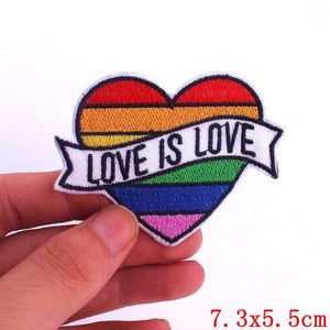 Patchs brodés thermocollants personnalisés en gros, mini-patchs brodés mignons de dessins animés pour vêtements et chapeaux - Product Image 5