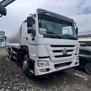 <span class=keywords><strong>Autocisterna</strong></span> Usata Sinotruk 400HP 6x4 20m3, Camion Spruzzatore a 10 Ruote Alimentato a Diesel per la Soppressione della Polvere - Product Image 4