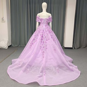 ANY209 Elegante Vestido de Noche Morado Estilo Princesa con Escote Corazón, Largo hasta el Suelo, con Apliques Florales 3D, Bordado de Cristales y Pedrería, Cola Capilla - Product Image 2