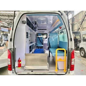 Ambulance Diesel 4x2 à Prix Imbattable – Véhicule de Transport Médical ICU 120 pour Hôpitaux - Product Image 5