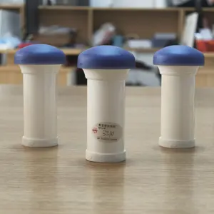 OEM ODM botol roll on wadah deodoran plastik kemasan kosong warna kustom minyak esensial 65g dengan bola